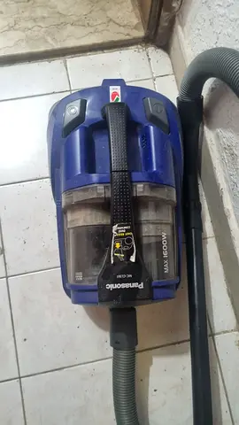 Vacuum cleaner