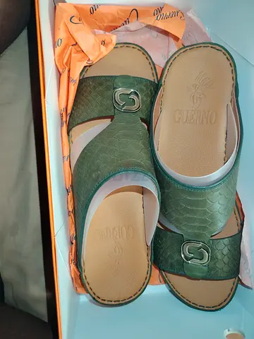 Green Cuerno Leather Slide Sandals - Size Unknown, Gently Used
