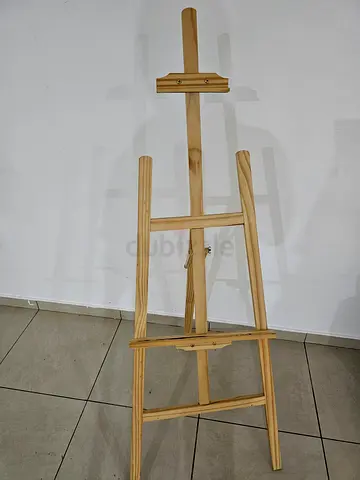 Wooden Artist Easel - Adjustable Studio Tripod