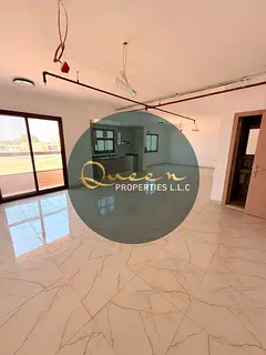 An excellent opportunity to rent a 950-square-foot commercial office in Al Jurf 3, Ajman. Suitable f