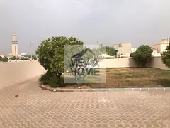 Private Villa - 5 Bedrooms + Maid - Prime Location