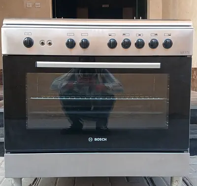 Bosch brand gas cooker 90×60cm 5burners good condition