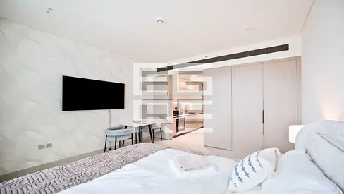 New | Ready| High-End Fully Furnished Studio