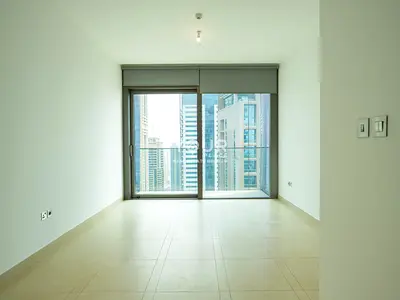 Multiple Cheques | High Floor | Stunning View