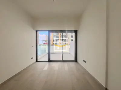 Spacious STUDIO FOR SALE | Prime Location
