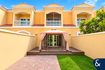 Vacant | 2 Beds | Great Price | Internal