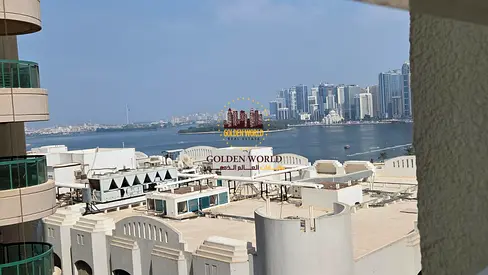 للإيجار في المجاز 2 غرفتين وصالة بإطلالة بحرية وبلكونة وخزائن بالحائط وحمامين ومساحة مريحة بسعر 35 ألف سنوي