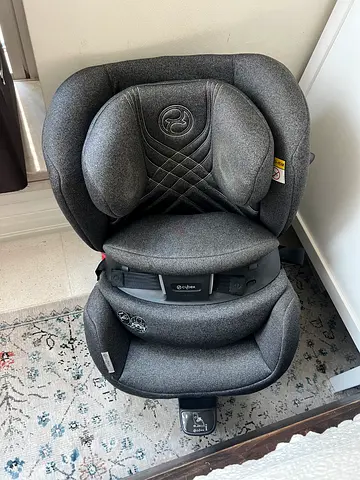 Baby furniture - car seat