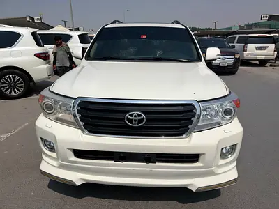 Toyota Land Cruiser 2010 GXR fullopshinGCC Specs