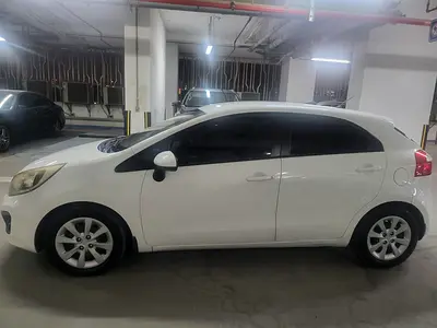 2014 KIA RIO 照片 6