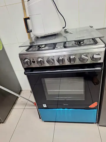 Midea Gas Cooker 60cm With Great Condition Same As Like New