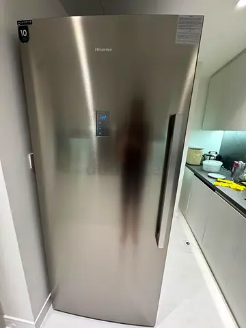Hisense full size freezer - excellent condition