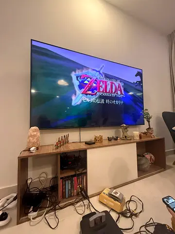 Nintendo 64 Japanese device with 4 games. bought it from Japan in May this year