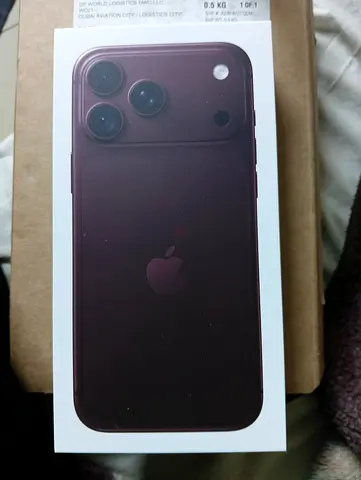 iPhone 18 pro max burgundy 256