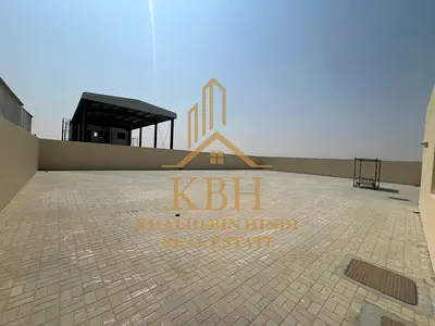10,000 Sq. Ft. Industrial Yard for Rent in Al Sajaa, Sharjah | 32 KW | 3 Offices | 2 Washrooms | In