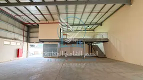 **Warehouse for Rent in Al Sajaa | 4,500 Sq Ft | 1,000 Sq Ft Mezzanine