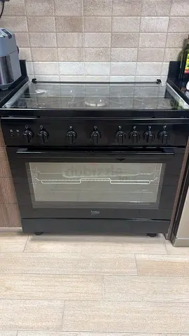 Beko full gas cooker 90x60 same like new condition 3 month Use