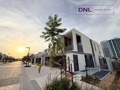 Vastu // Single Row // Landscaped // Vacant Soon