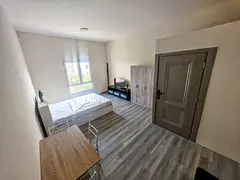 Studio 5 min Station incl bills 6k to 7k monthly
