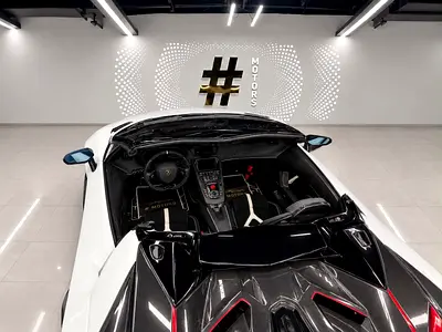 صورة مصغرة 5 لـ 2021 Lamborghini AVENTADOR