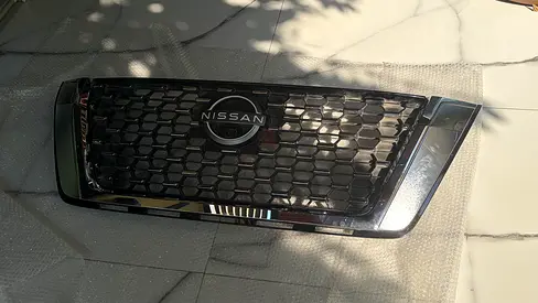 Grill for Nissan Patrol Platinum