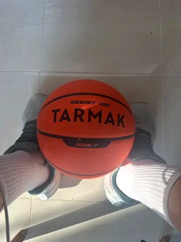Tarmak Size 7 Basketball - Good Condition
