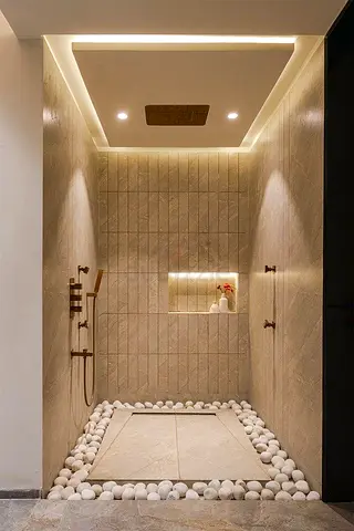 Trendsetting Ceiling Designs for Dubai Villas