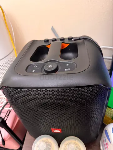 JBL ENCORE PARTYBOX WITH MICROPHONE