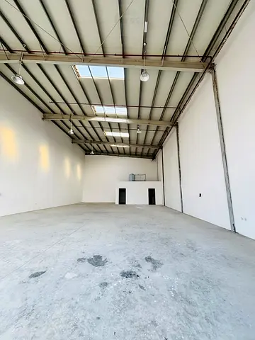 2500 sqrft brand new 35 kw