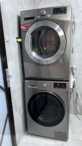 Lg 9 kg washing machine and 9 kg dryer separate set new model slightly used