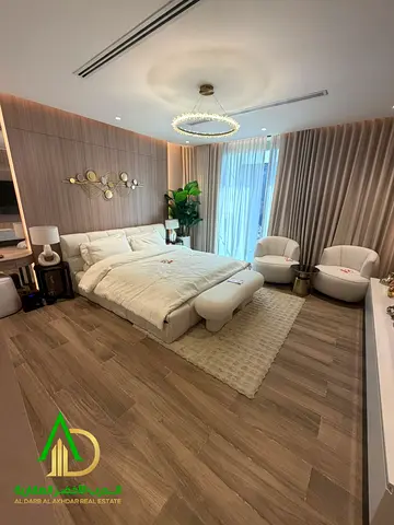 An exceptional investment opportunity with a flexible payment plan and future value.