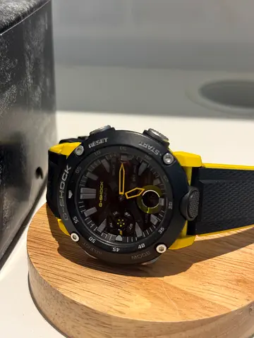 Casio G-Shock GA-2000 – Black & Yellow