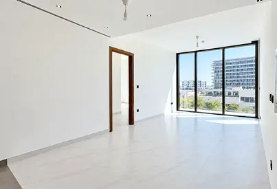 Large Layout | Brand New | Stunning View