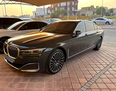 -2020 BMW 7-Series 730Li GCC Specs