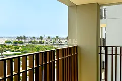 Vacant on Transfer | Modern | Spacious Layout