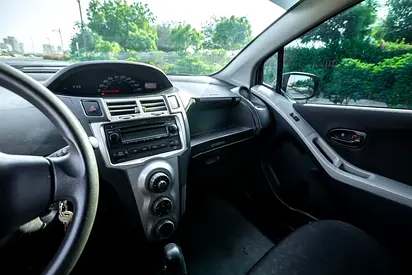 2008 Toyota YARIS — фото 7