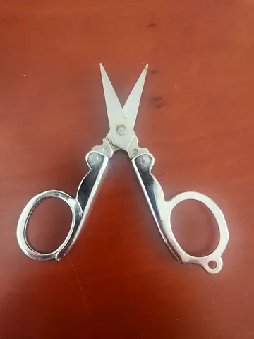 Portable Folding Travel Scissors – Stainless Steel Mini EDC Scissors