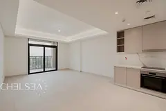 HIGH FLOOR | SKYLINE VIEWS | MULTIPLE OPTIONS