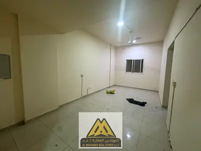 غرفة وصالة مساحه ممتازه | 2 حمام | تكييف مركزي | موقع حيوي | الجرف الصناعية 3 | سعر رائع