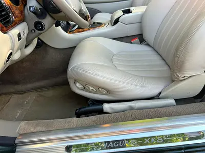 1998 Jaguar XK8 照片 8