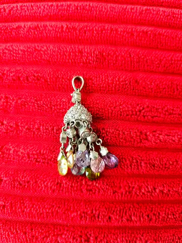 Silver-tone decorative pendant with multicolor crystal drops