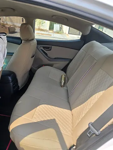 صورة 2 لـ 2015 Hyundai ELANTRA