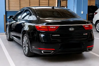 2017 KIA CADENZA 照片 4