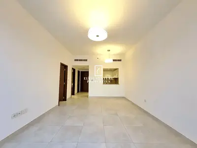 MOVE-IN READY APARTMENT | SPACIOUS & MODERN