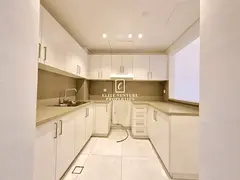 MOVE-IN READY APARTMENT | SPACIOUS & MODERN