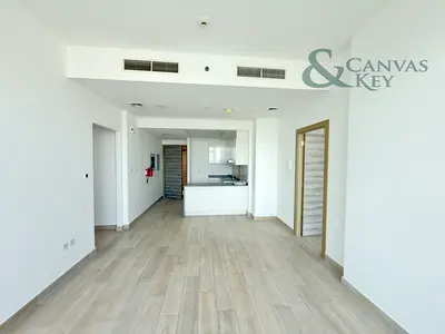 SPACIOUS | HIGH FLOOR | COMMUNITY VIEW