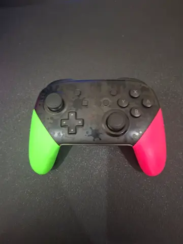 Nintendo Switch Pro Controller Splatoon Edition For Sale, Nintendo Switch 1 and 2 and some PC games.