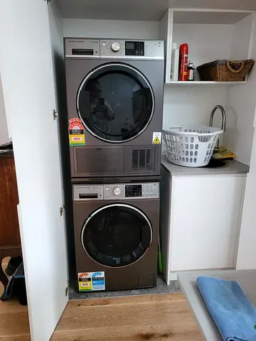 Fisher & Paykel Separate Washer 10kg & Dryer 9kg Set Excellent Condition