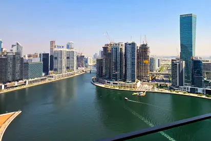 Full Canal View | Corner Unit | On High Floor