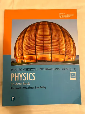 Pearson Edexcel International GCSE Physics Student Book – Excellent Condition